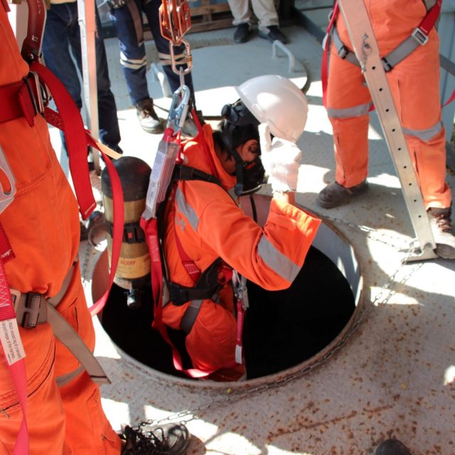 Curso Técnicas de Trabajo en Espacios Confinados